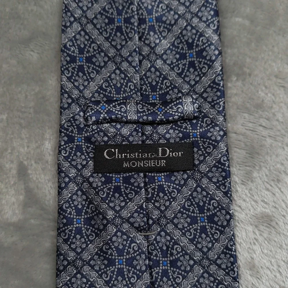 Vintage Christian Dior Monsieur Tie Mens 56.5x3.5 Blue Silver Geometric Abstract
